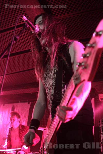THE ORPHANS - 2010-04-18 - PARIS - Batofar - 